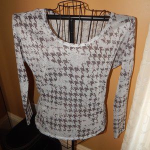 Ladies Maurices Sheer Long-Sleeved Blouse - Shirt - Top    Size L
